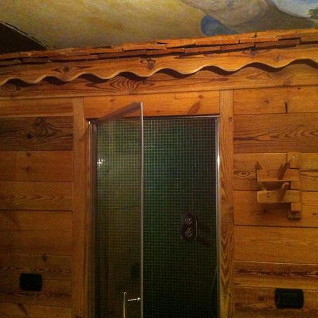 Bed and Breakfast Les Trompeurs Chez Odette Конье Номер фото
