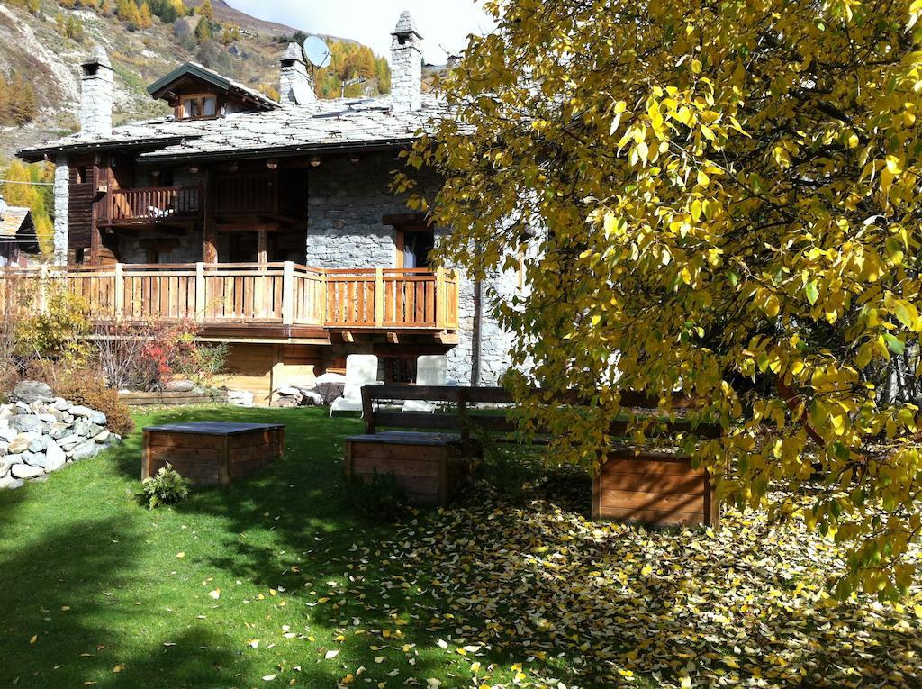 Bed and Breakfast Les Trompeurs Chez Odette Конье Экстерьер фото